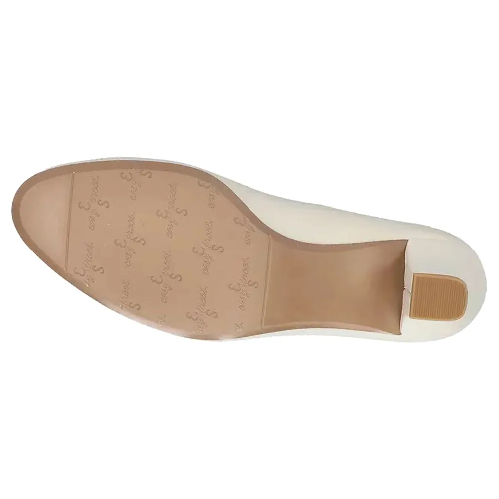 Ballari Round Toe Block Heel Pumps