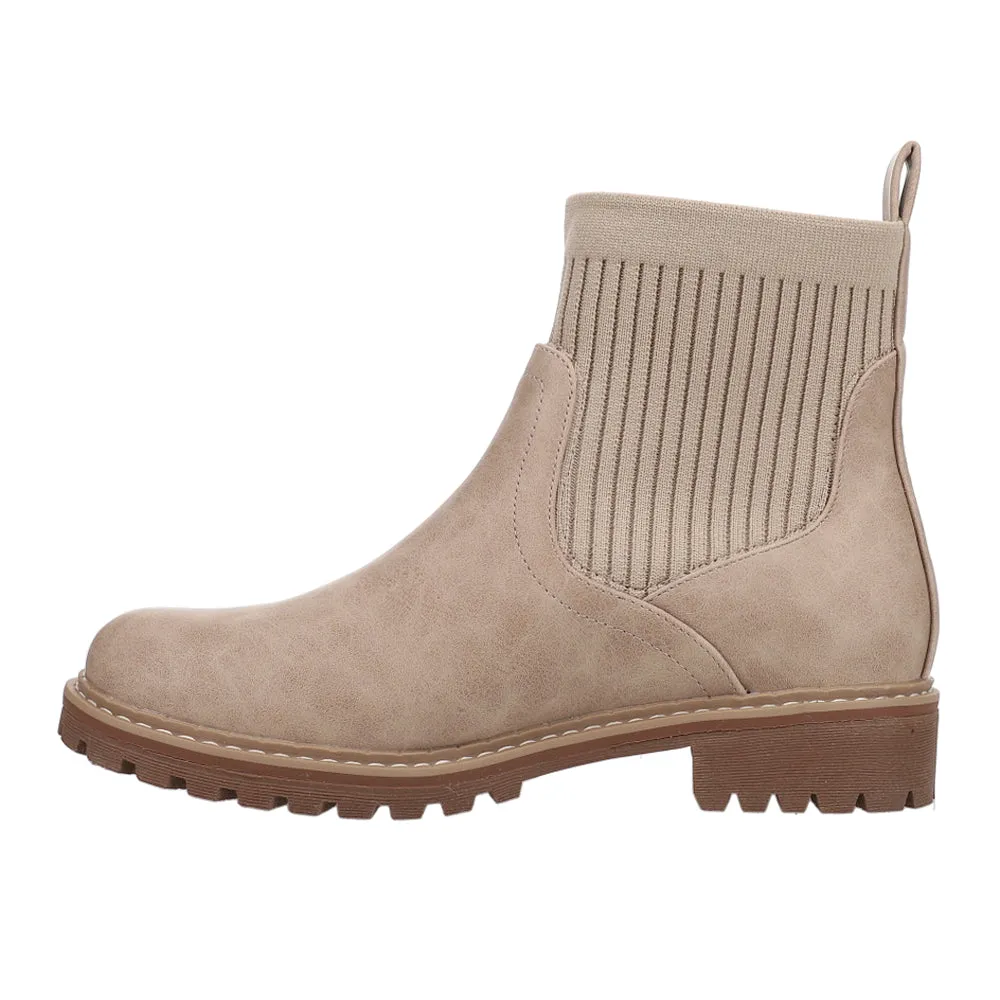 Cabin Fever Round Toe Chelsea Pull On Boots