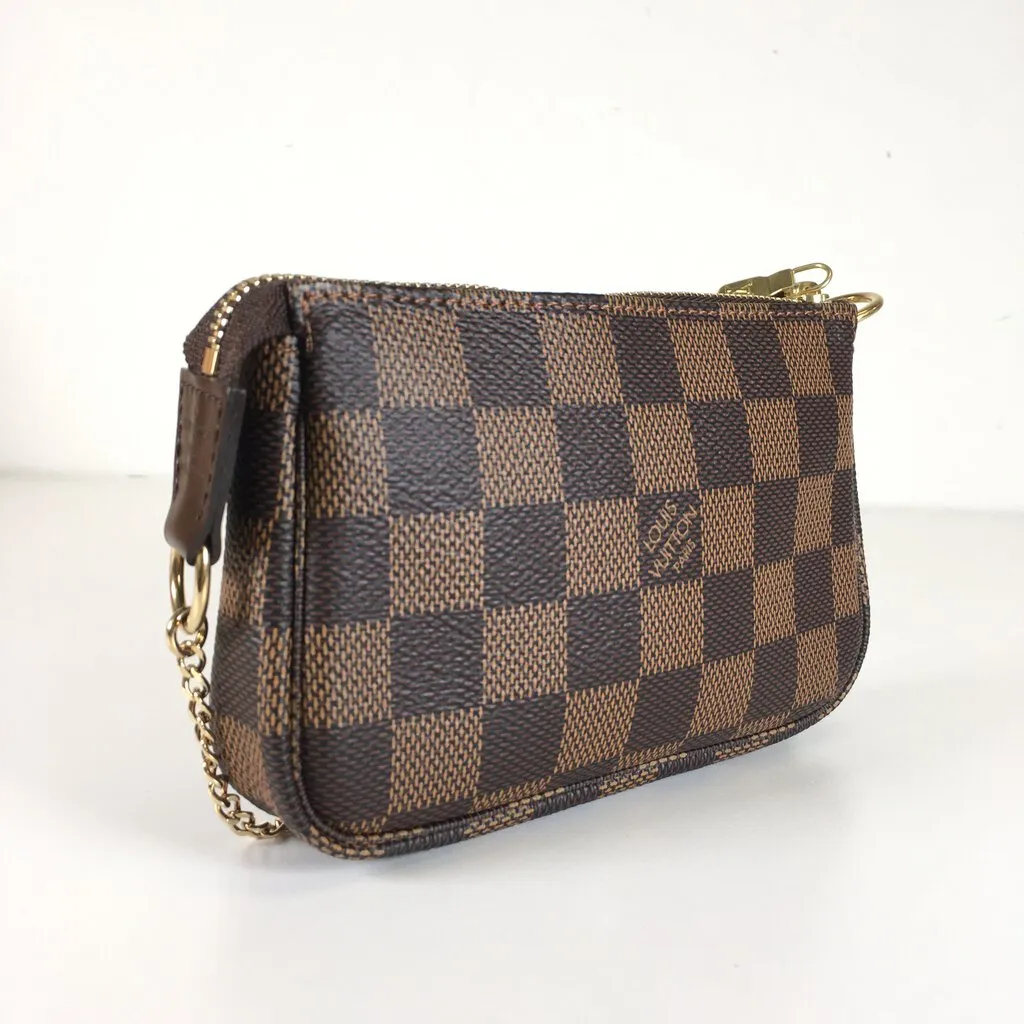 Louis Vuitton Mini Pochette Accessories
