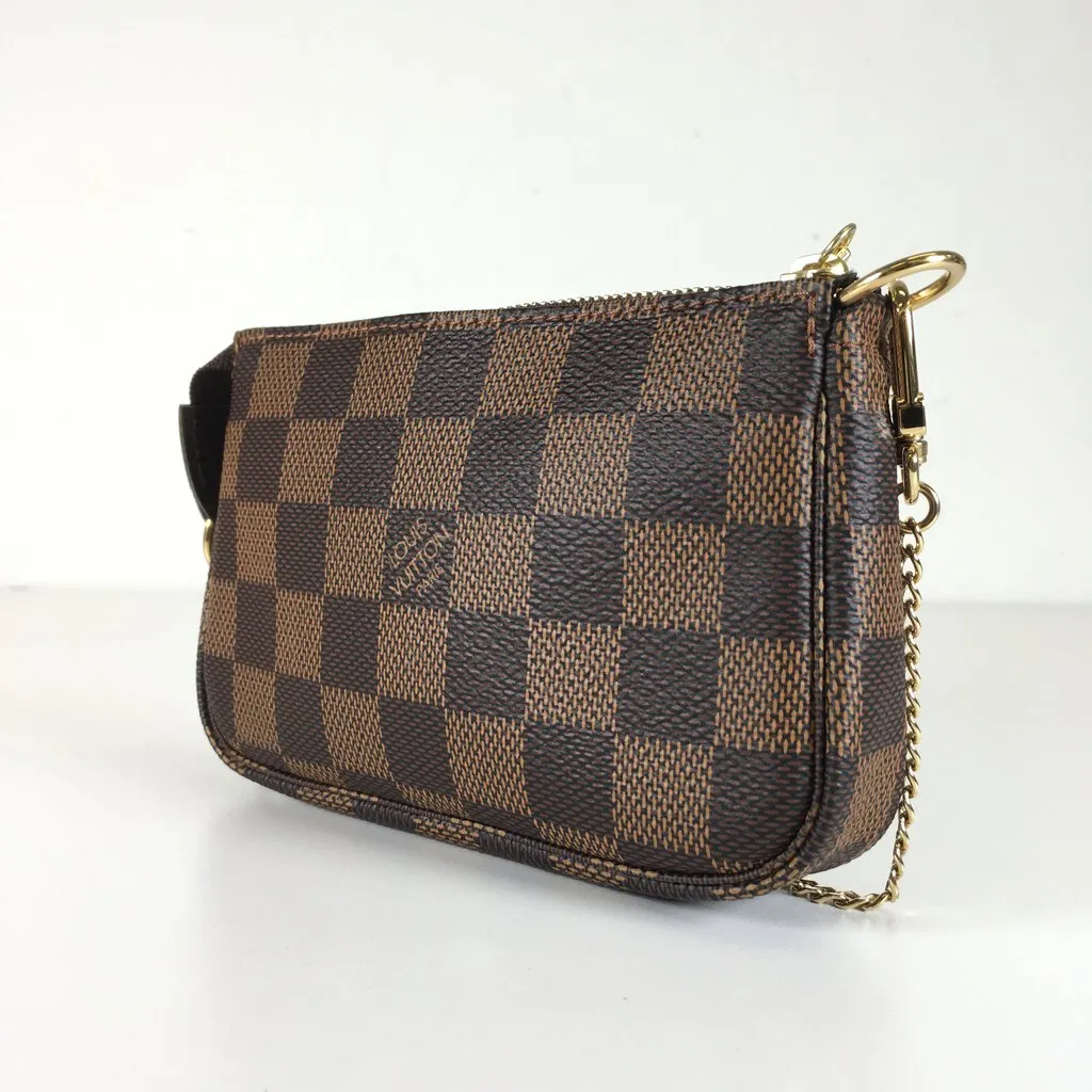 Louis Vuitton Mini Pochette Accessories